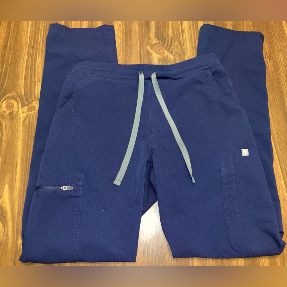 Figs scrub pants